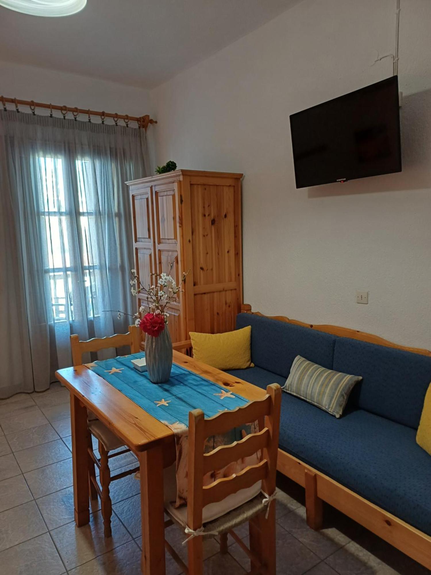 סקופלוס טאון Nikolaos Studios Apartments מראה חיצוני תמונה