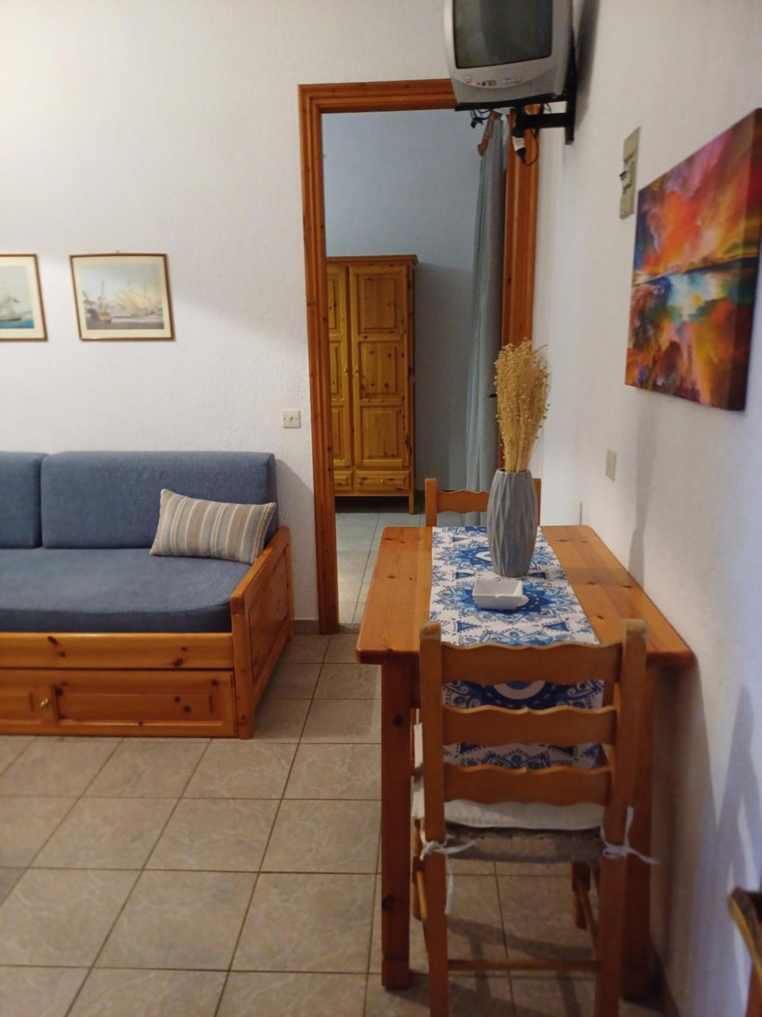 סקופלוס טאון Nikolaos Studios Apartments מראה חיצוני תמונה