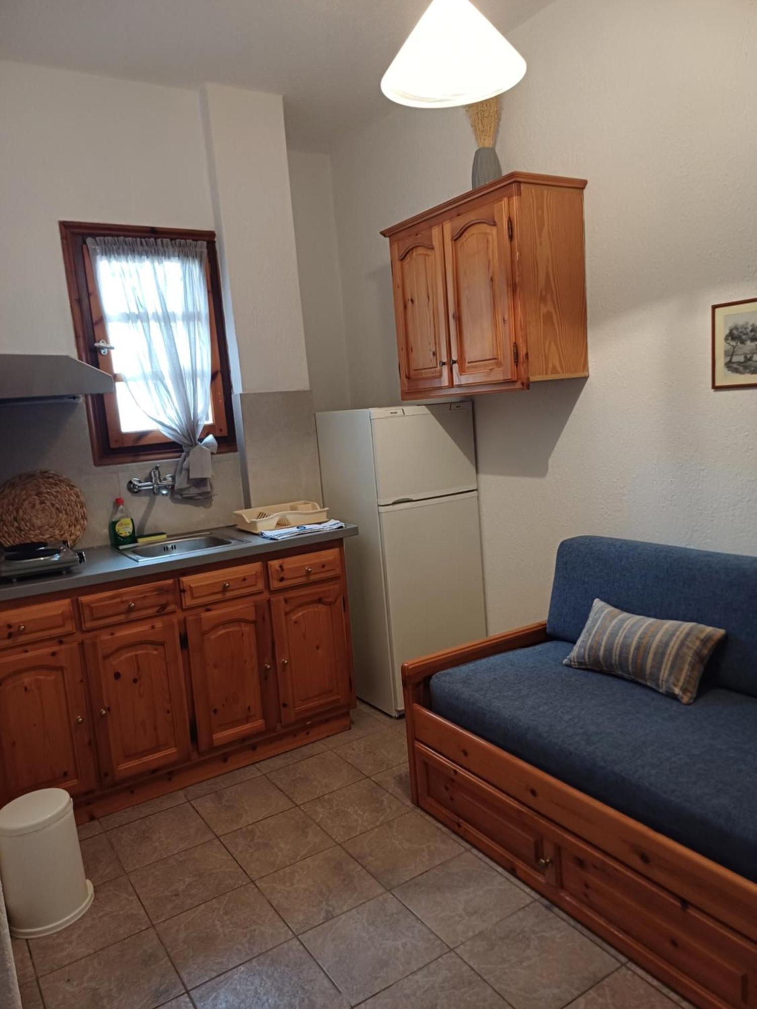 סקופלוס טאון Nikolaos Studios Apartments מראה חיצוני תמונה