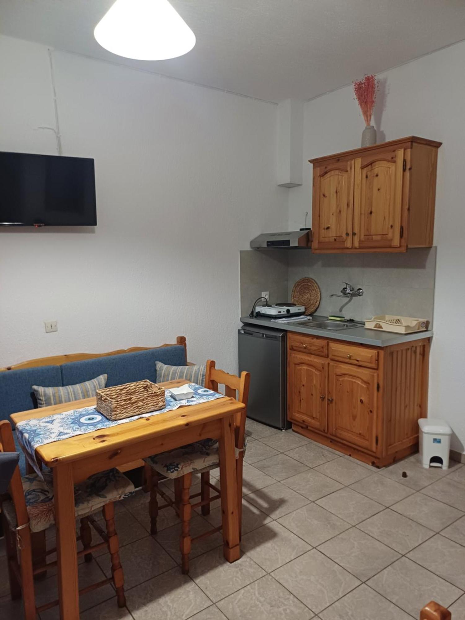 סקופלוס טאון Nikolaos Studios Apartments מראה חיצוני תמונה