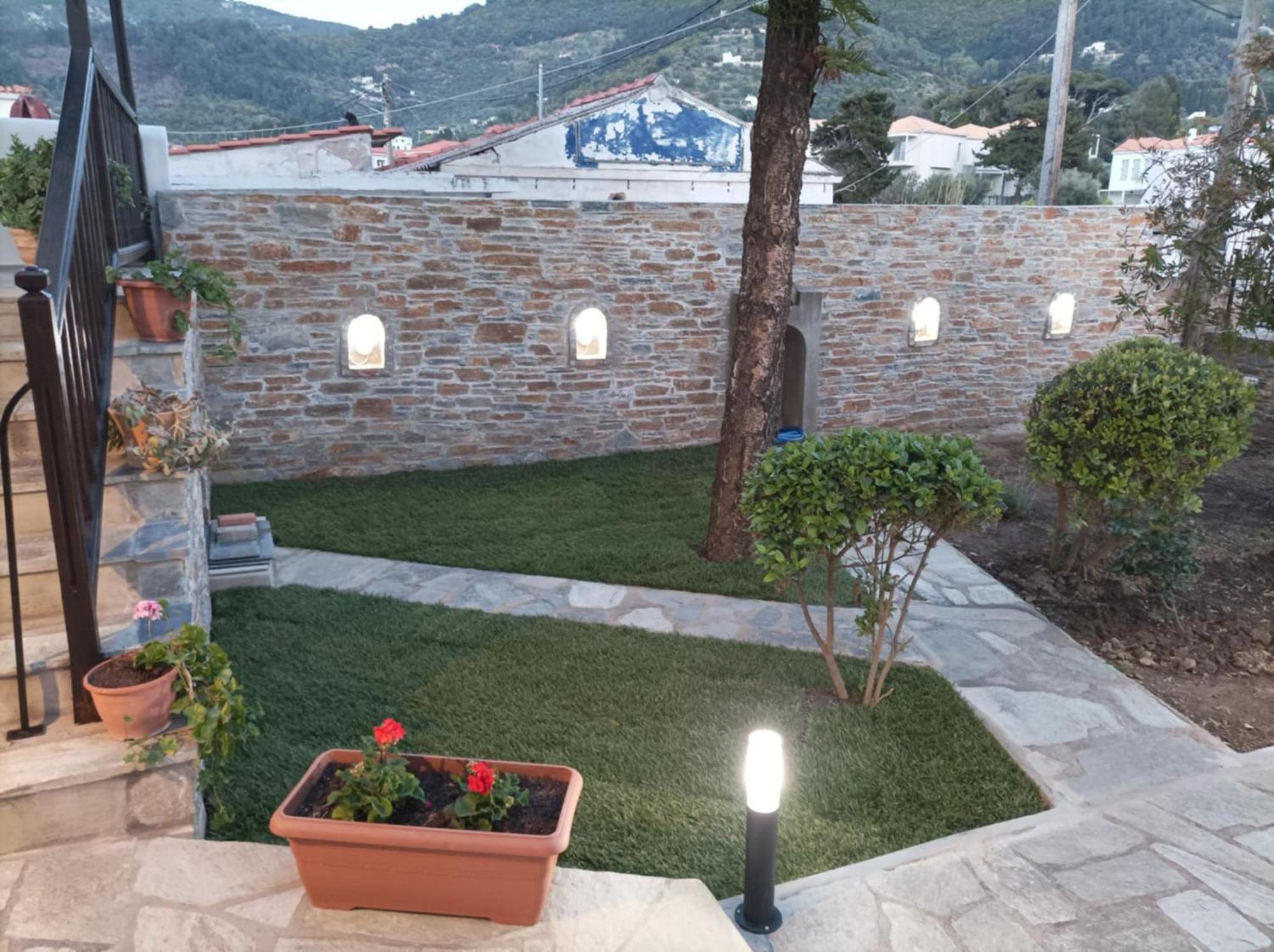 סקופלוס טאון Nikolaos Studios Apartments מראה חיצוני תמונה
