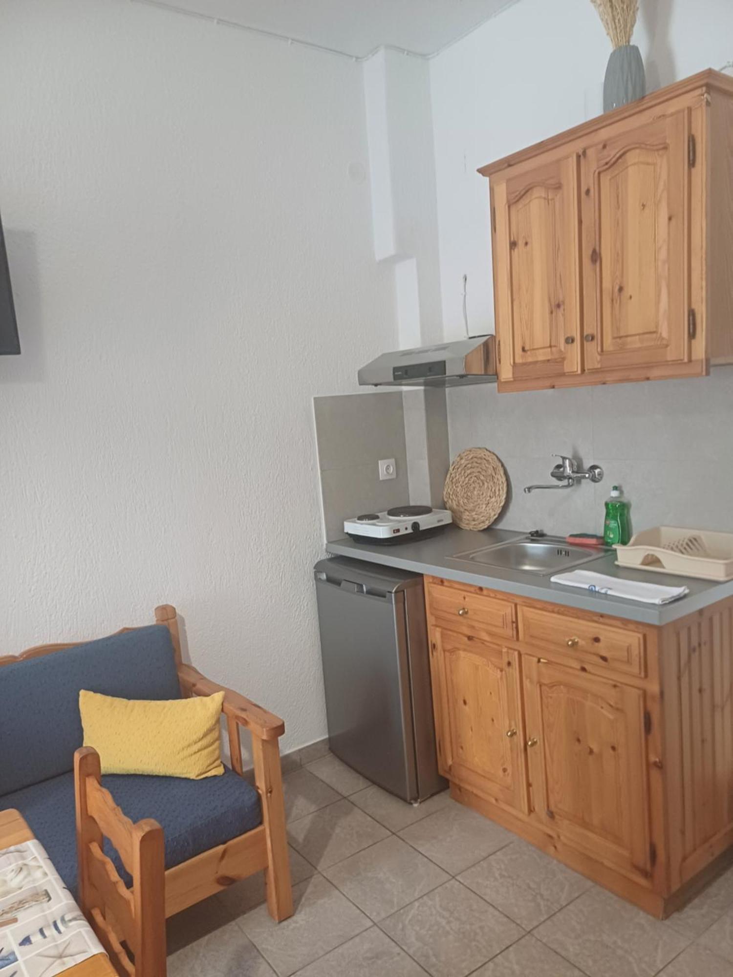 סקופלוס טאון Nikolaos Studios Apartments מראה חיצוני תמונה